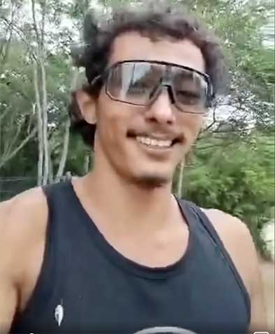 Tiger Demonstrates